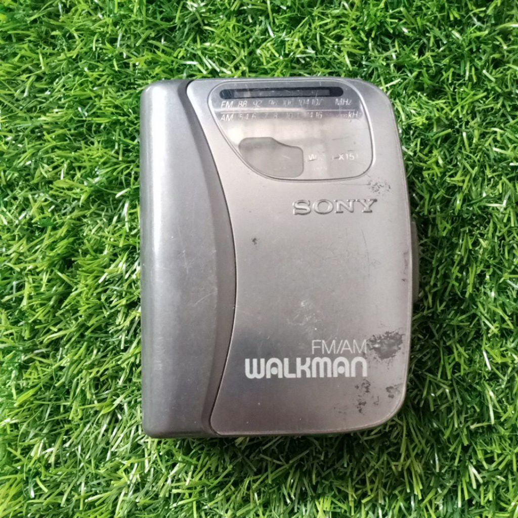 Walkman SONY Radio FM/AM (on)