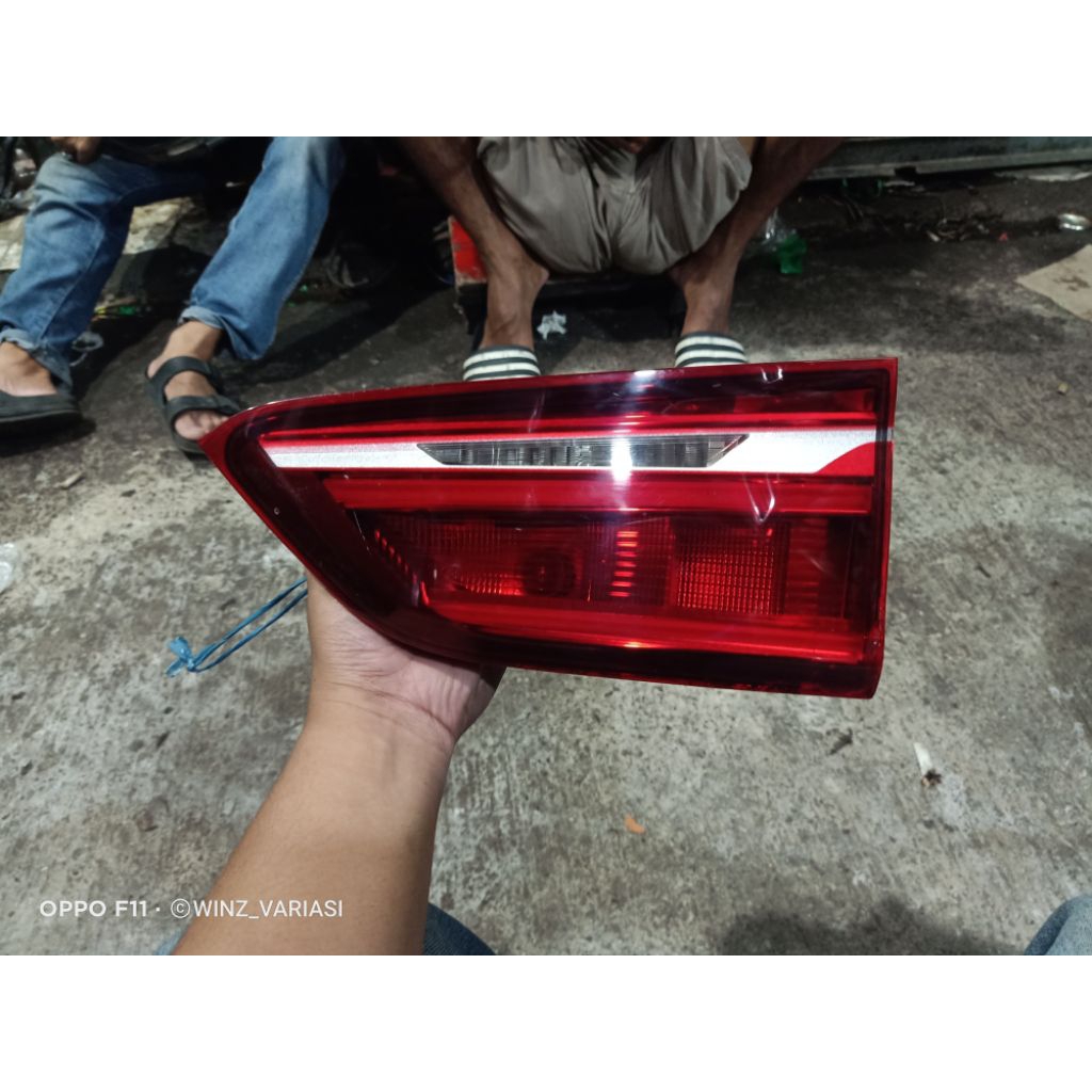 stoplamp lampu bagasi bmw x1 (KANAN)