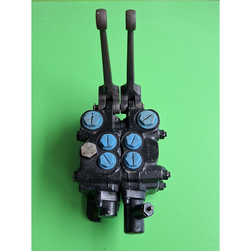 Vickers CM11 Directional Valve Hydraulic, Hand Valve Hidrolik