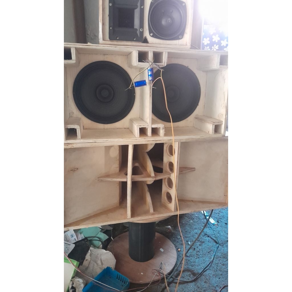 set miniatur speaker 8inch legacy ×2 & marcopolo 8inch ×2