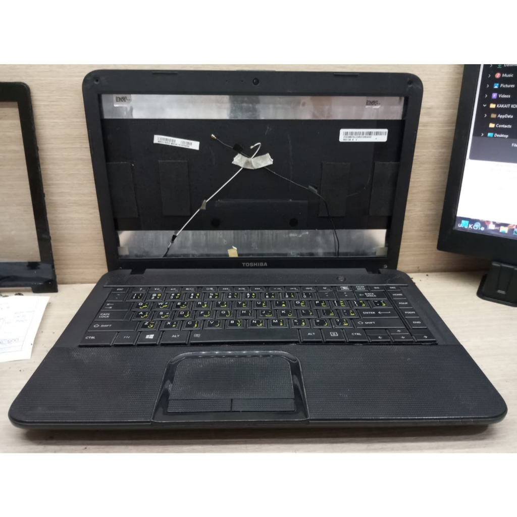 Casing Case Cassing Kesing Laptop Toshiba C800D