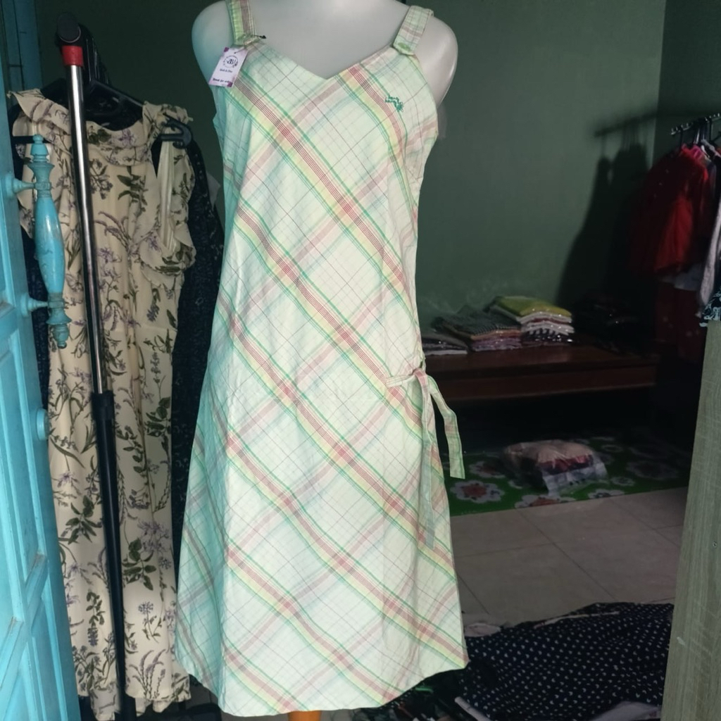dress wanita kotak kotak