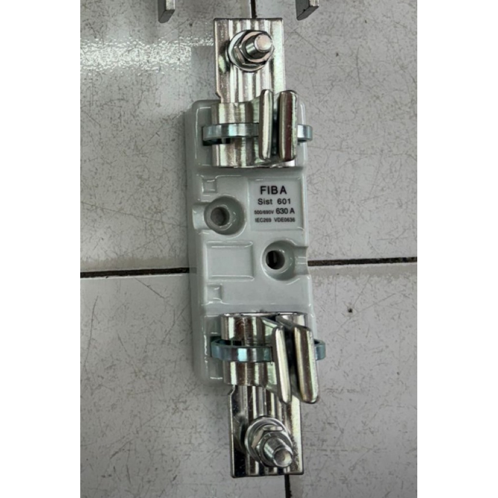 Holder Fuse Size 3 untuk Fuse Link NT3 / NH3 630A 500/660Vac