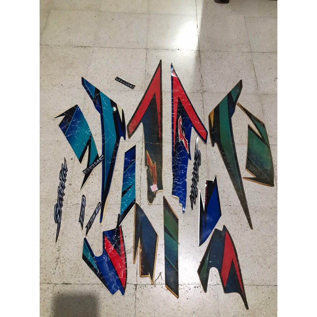 striping sticker suzuki satria FU 150 thailand tahun 2005 original