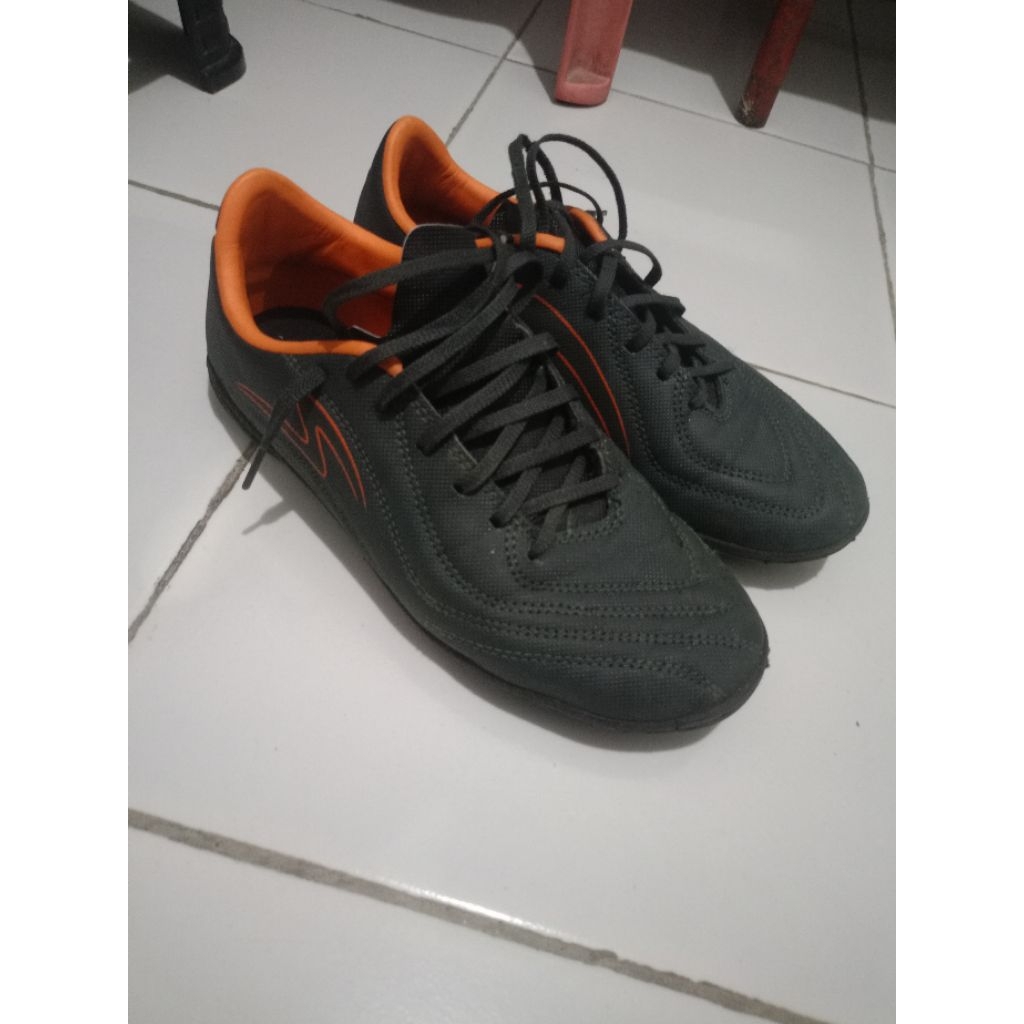 Sepatu Futsal Specs Gravity In Bekas