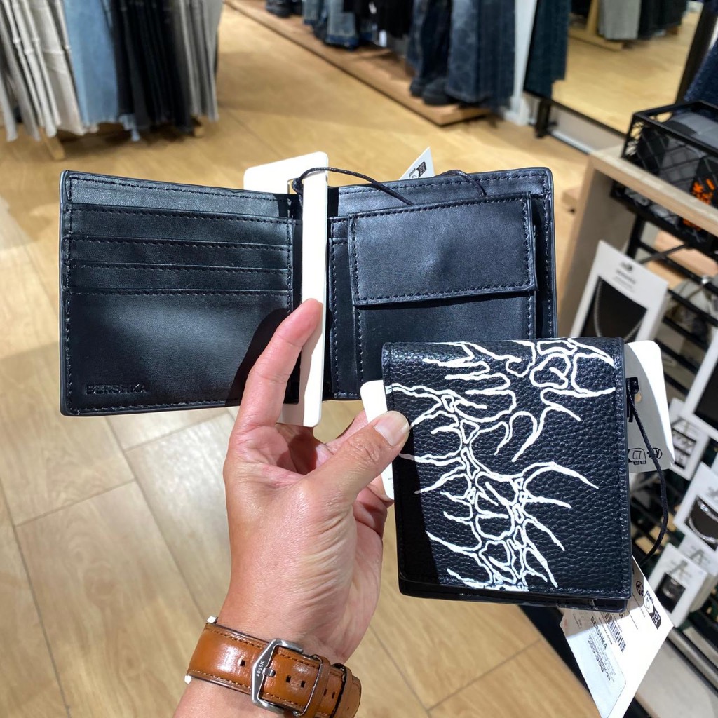 Jastipp. Dompet Bershka (MAN)