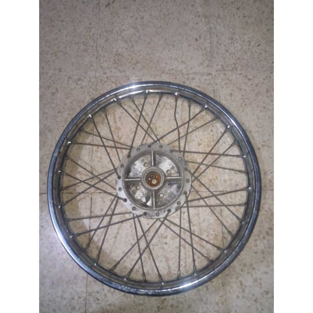 Velg Ruji Belakang Yamaha Jupiter Z Lama Vega Ring 17 Tromol kode 37J Bekas