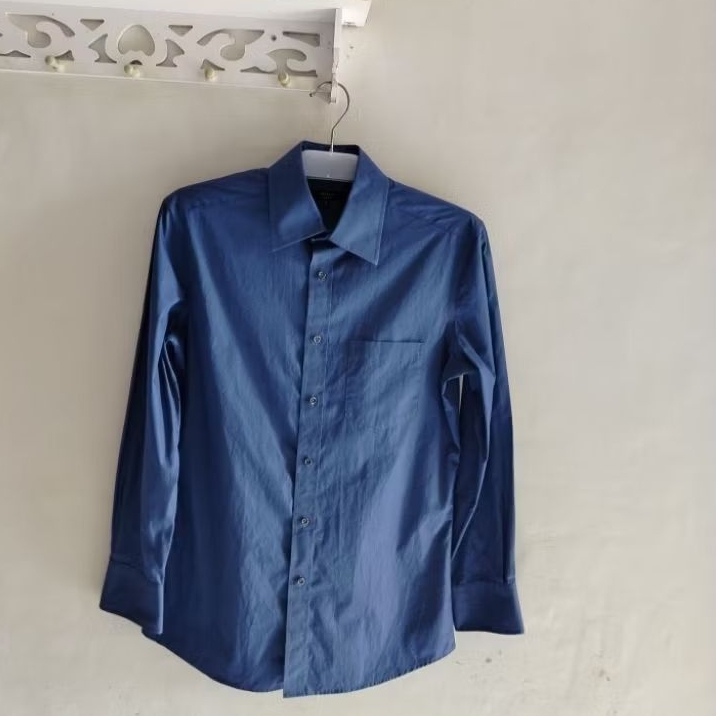 kemeja pria g2000 SIZE M kecil