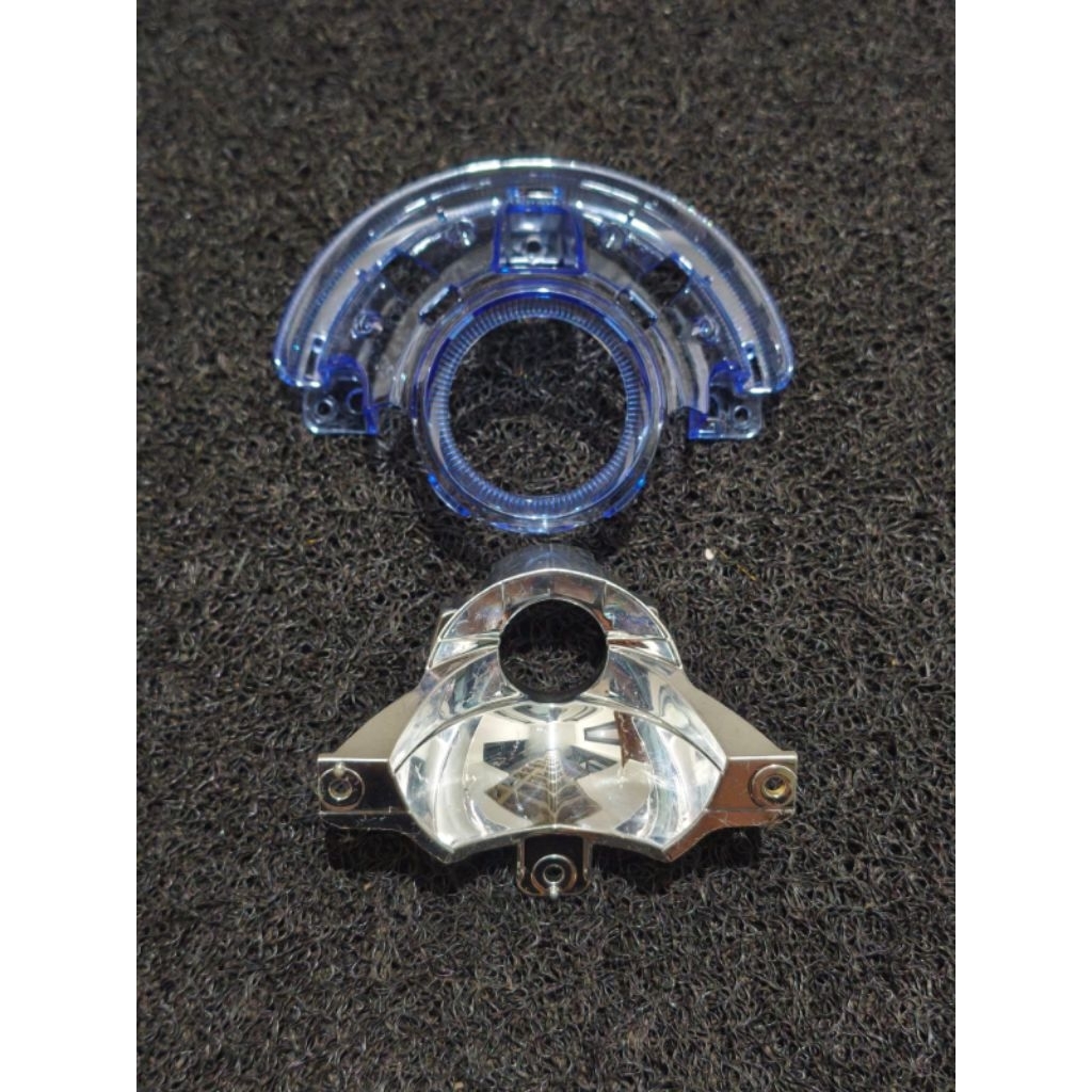 dudukan bohlam dan reflektor mahkota biru lampu depan Scoopy fi 2013 2016 original baru