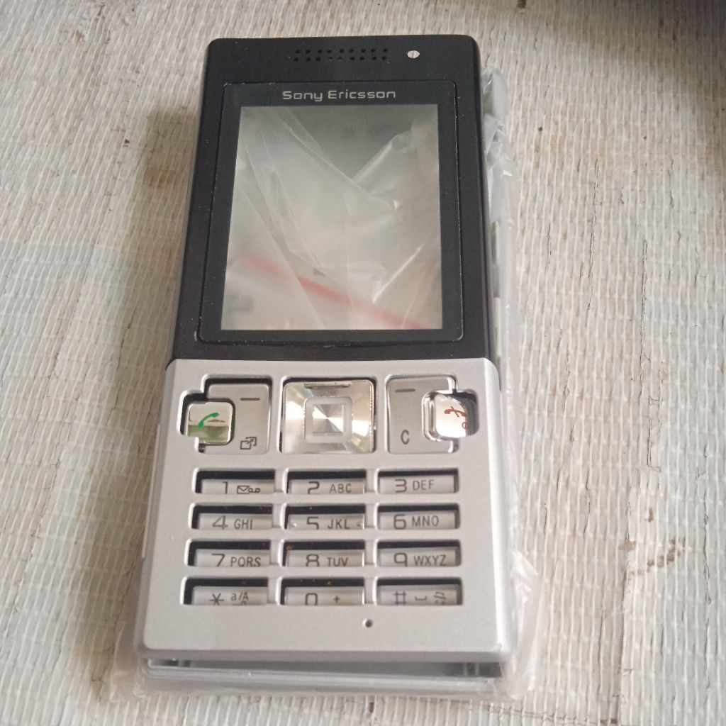 Casing Sony Ericsson T700