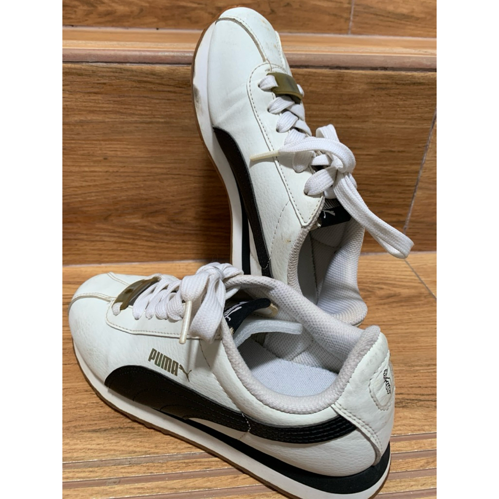 Sepatu Puma x BTS