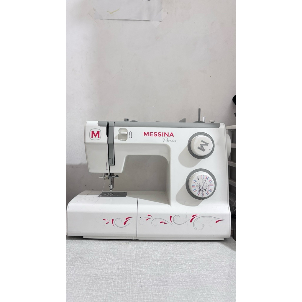PRELOVED Mesin Jahit Messina (Portable)