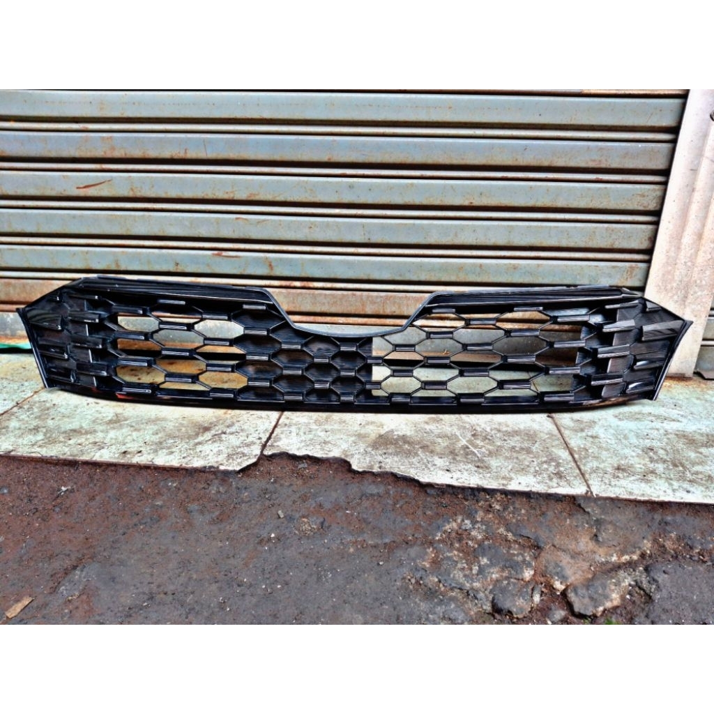 Grill bumper sigra/calya facelift original