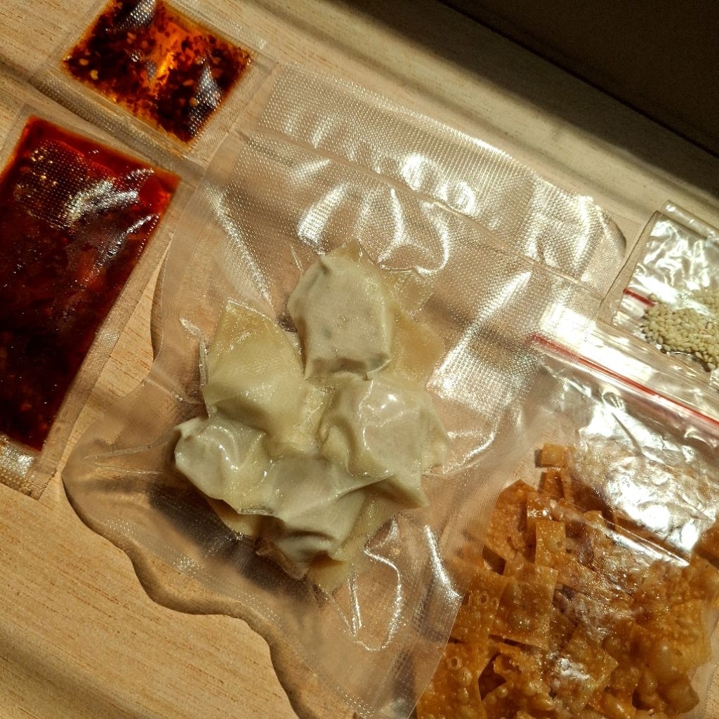 [WARUNG PANGSIT] - Pangsit Ayam Spicy Wonton Frozen 1 pack Rebus dan Goreng Rebus dan Goreng | Pangs