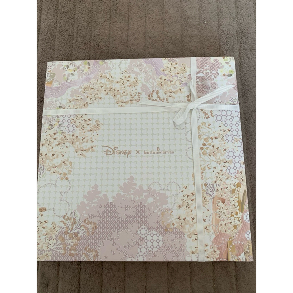 BUTTONSCARVES jubilation series voal reg Daisy New