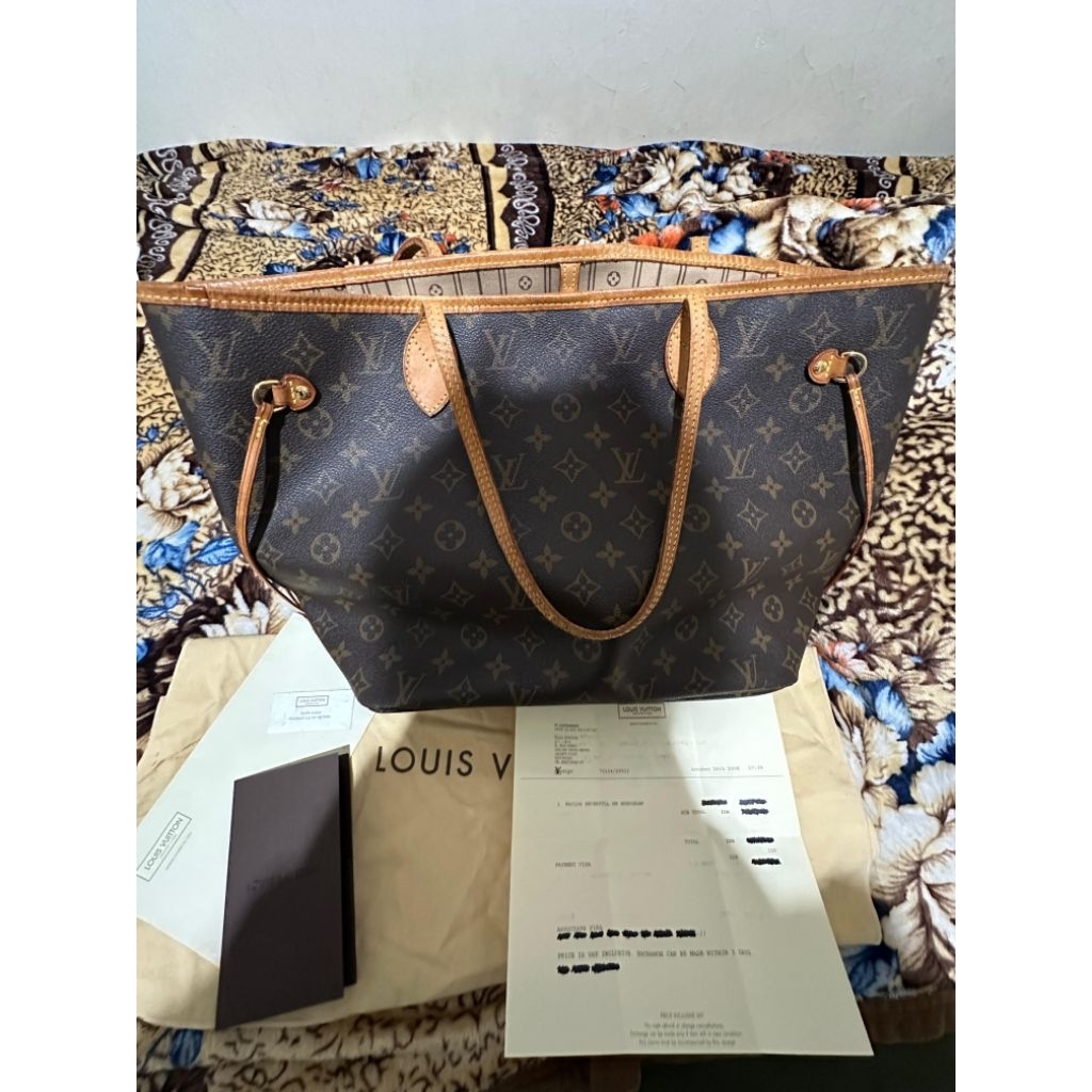 LV Neverfull