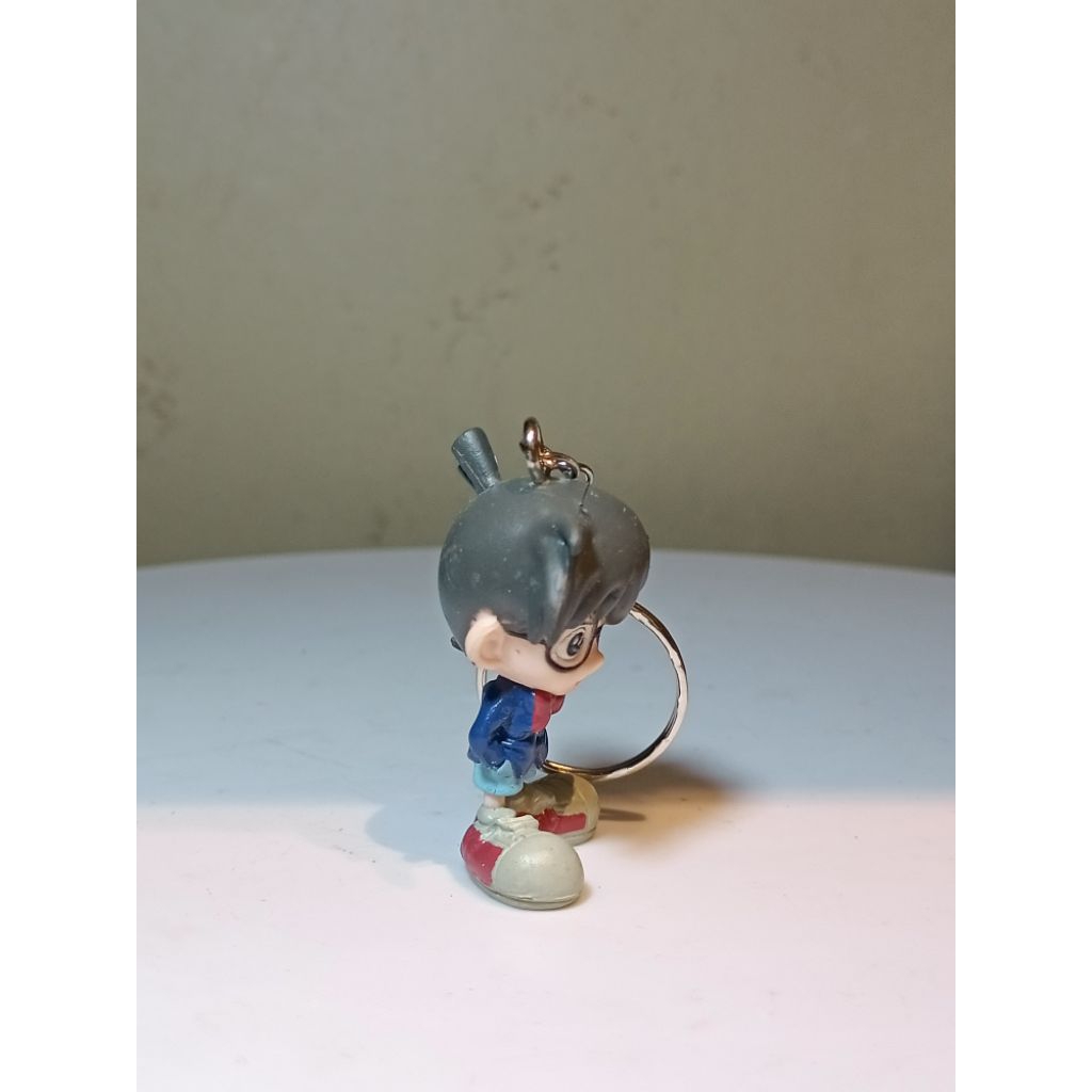 gantungan kunci action figure detektif conan