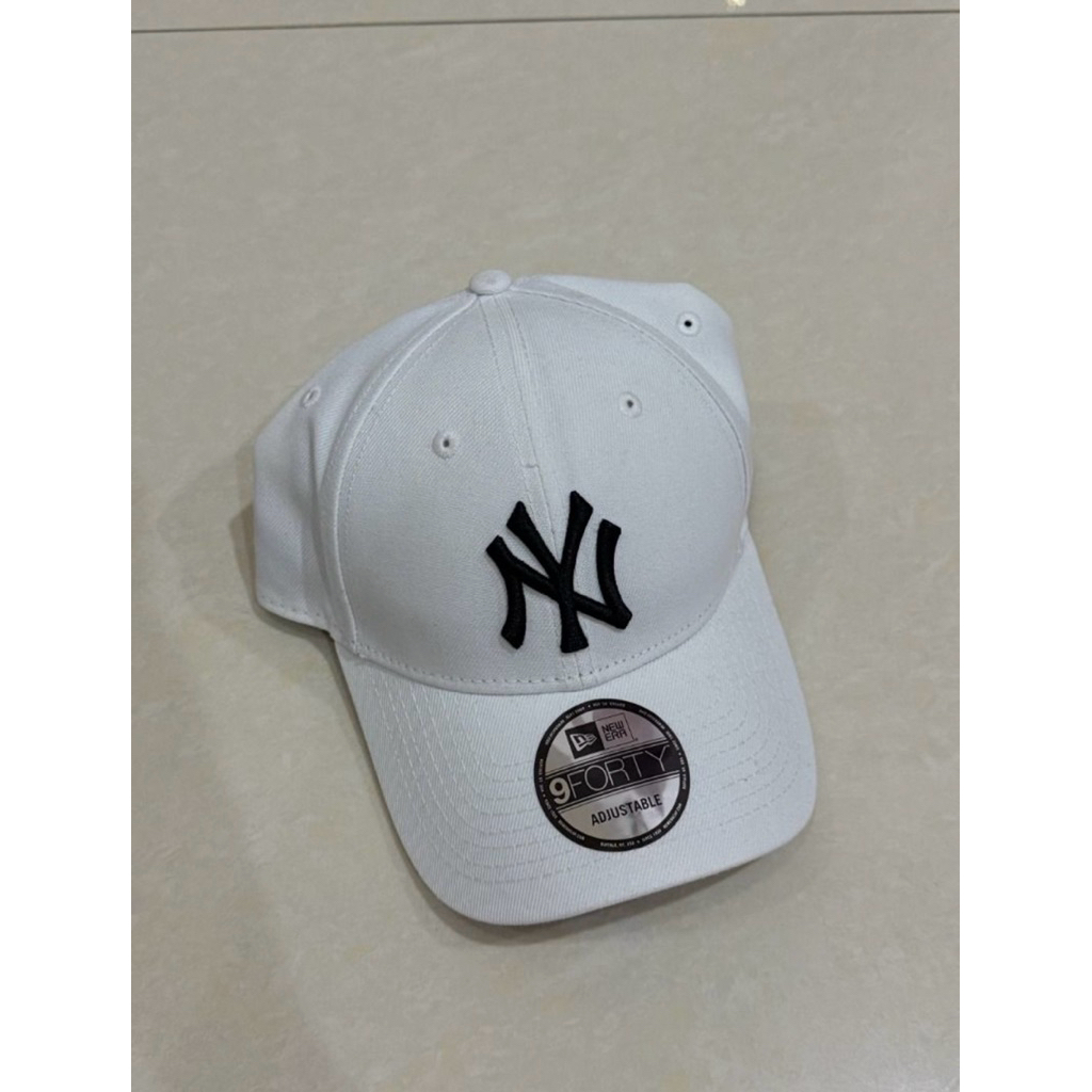 Topi New Era Cap White NY
