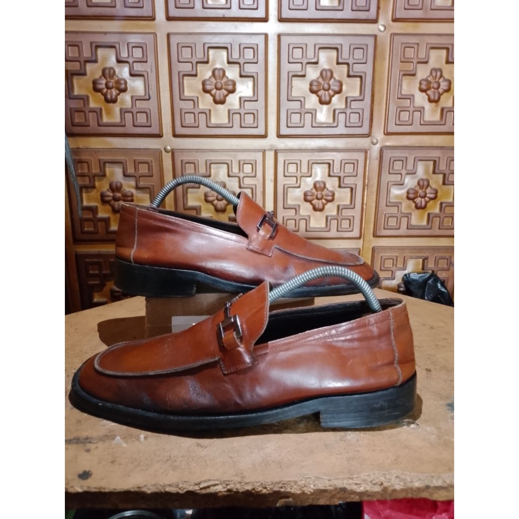 sepatu second pantofel pria Gucci size 8,5