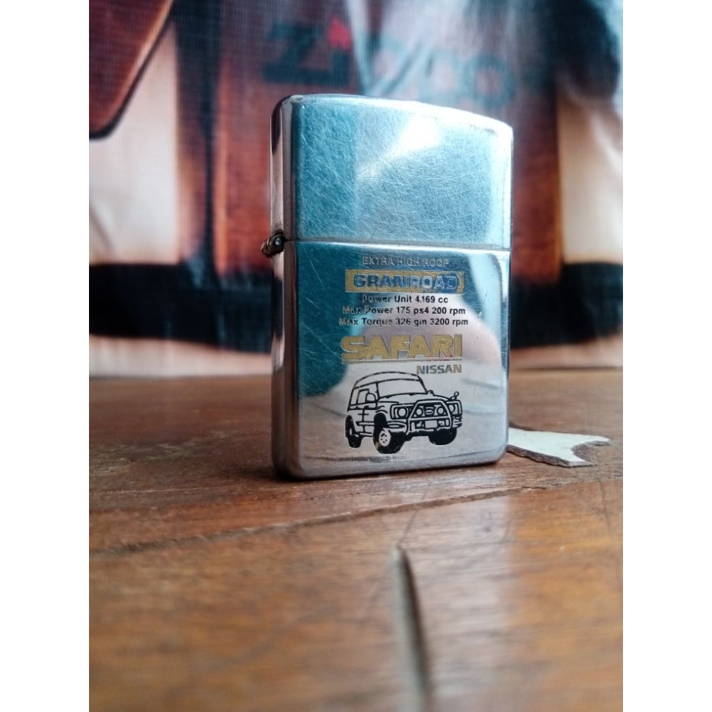 original Zippo granroad safari nissan romawi 1996