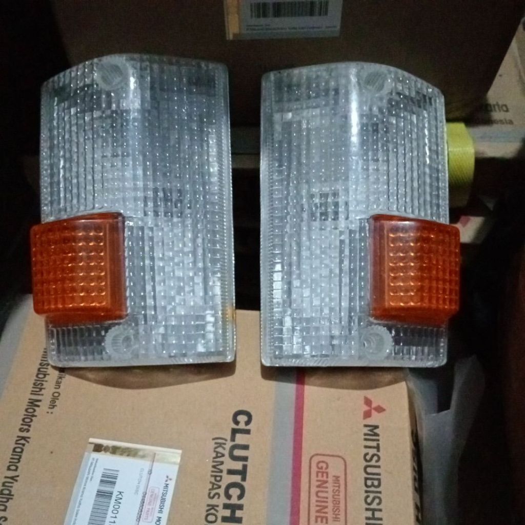 lampu sen L300 original second lepasan th muda