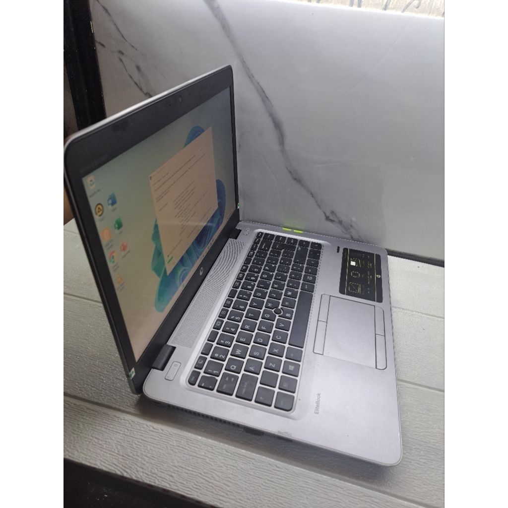 HP ELITEBOOK 745 G4