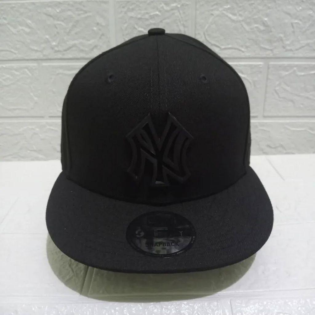 Topi New Era Cap New York Yankees Metal Stack 9Fifty Snapback Original