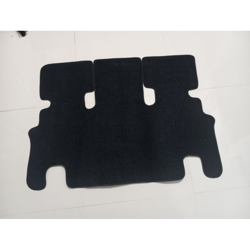 Karpet Mobil Avanza / Xenia  Lama Th. 2010-2014 Baris 3 Bludru
