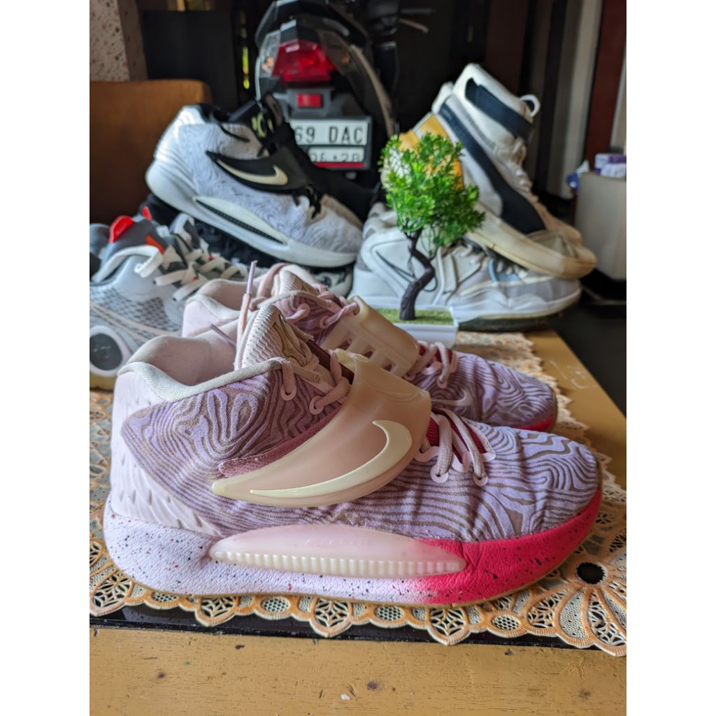 Nik3 KD 14 Pink Aunt Pearl (second)