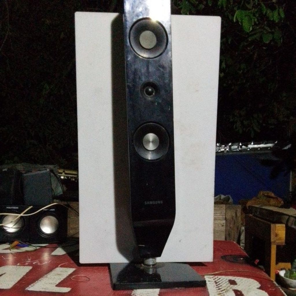 Speaker Tower Samsung