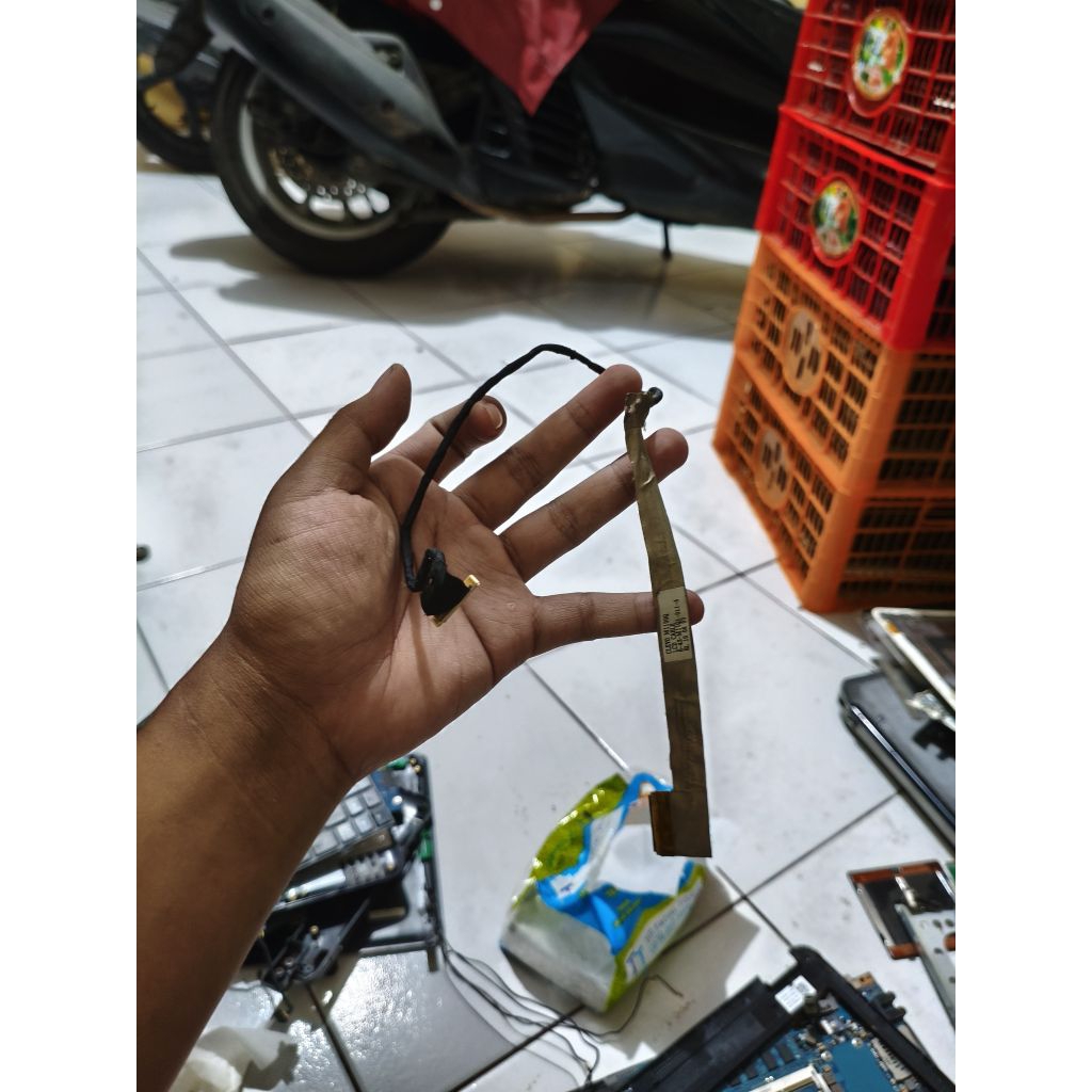 fleksibel lcd axioo pico w217cu ori