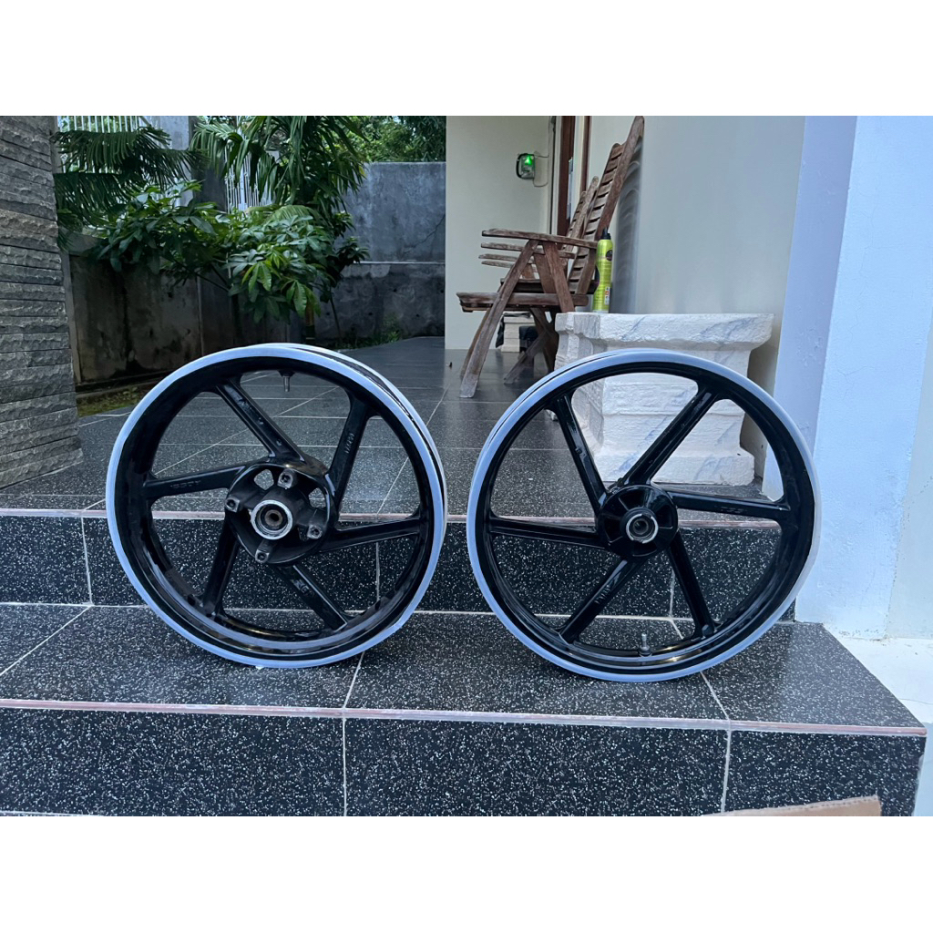 velg vrossi sprint hrc ( replika ns1/nf4 ) pnp ninja ss/r/rr velg only kondisi bekas mulus seperti b