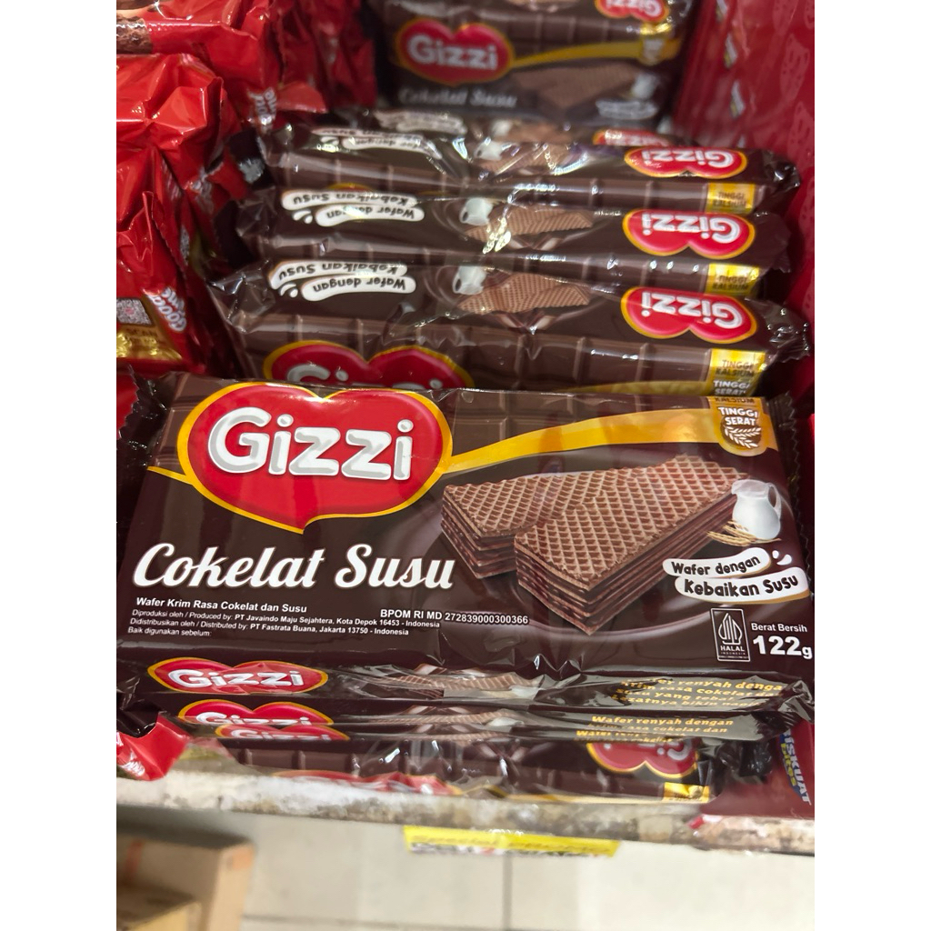 GIZZI WAFER coklat susu 122gram