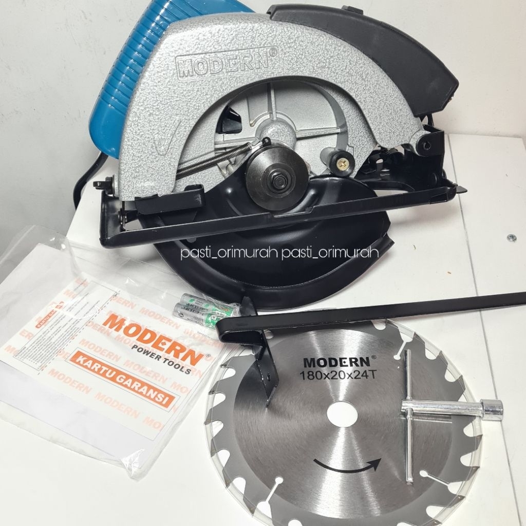 Modern M2600L / M 2600L / M 2600 L Gergaji Kayu Laser Circular Saw