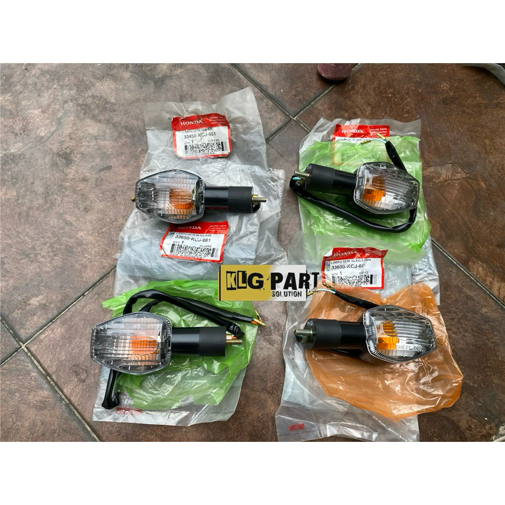 Winker Lampu Sein Sen Kanan Kiri Depan Belakang Honda Tiger Revo Tiger Revolution Original Honda AHM