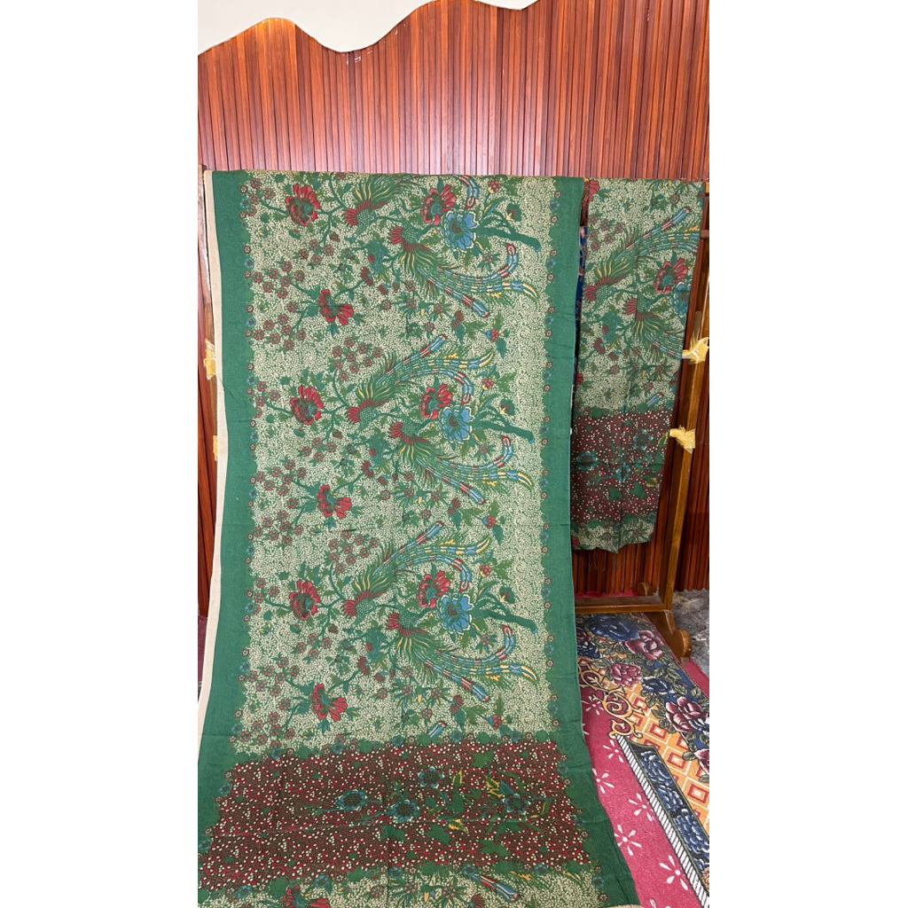 KAMEN/KEBAYA SUTRA DOLBY ATBM SERAT NANAS BATIK ASLI SOLO