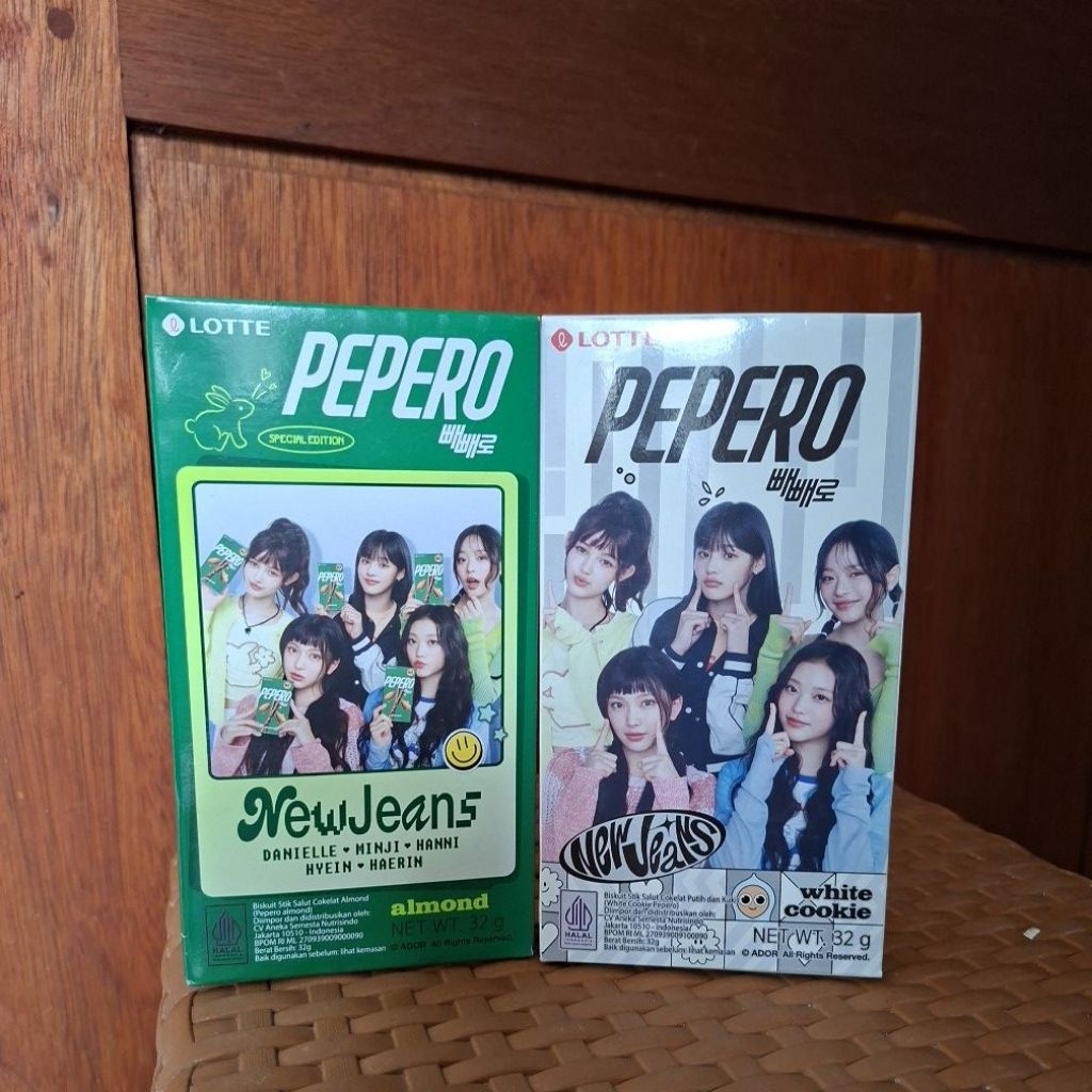 Lotte Pepero NewJeans Almond / White Cookie 32G