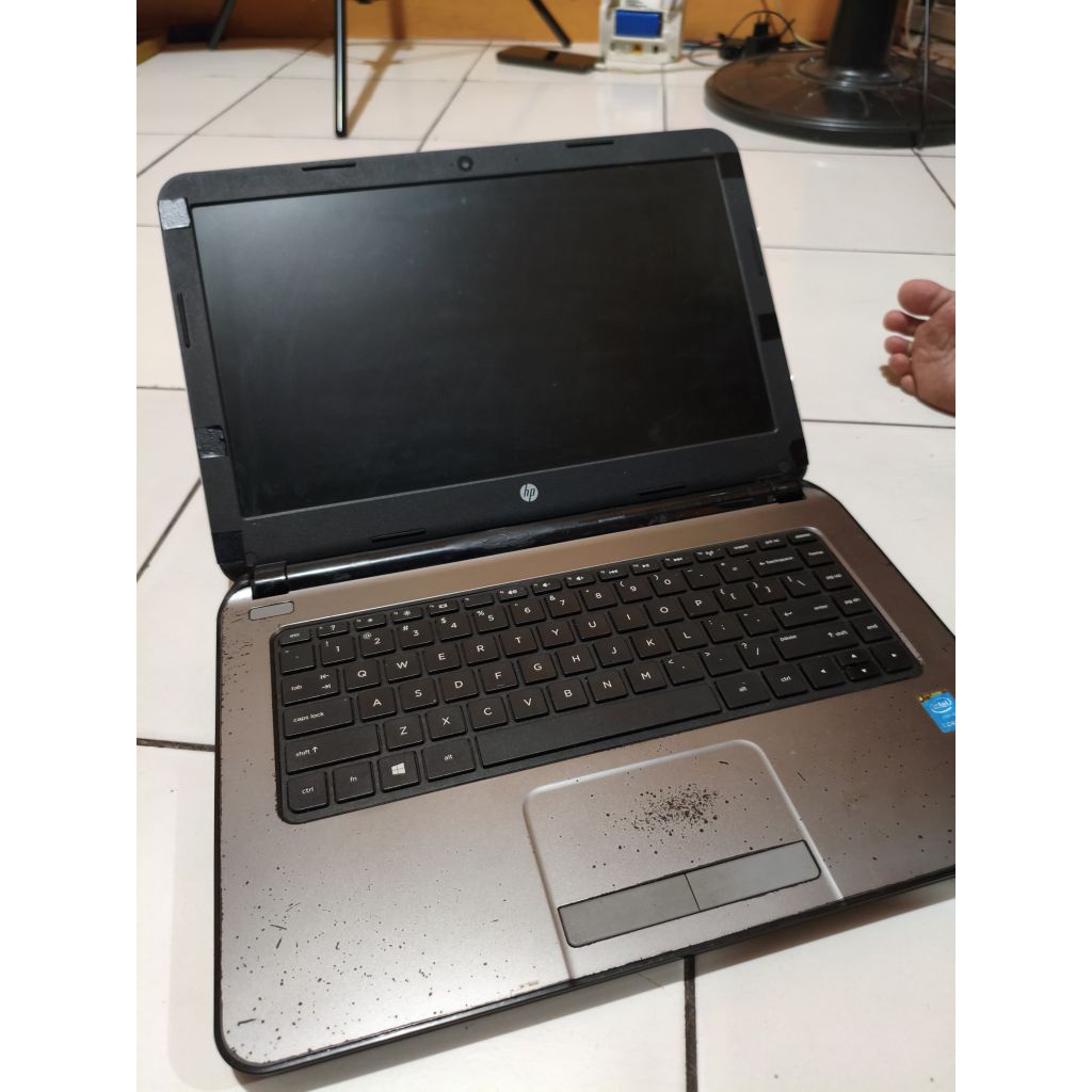Laptop merk HP I Core3 Second (Hanya indikator nyala)