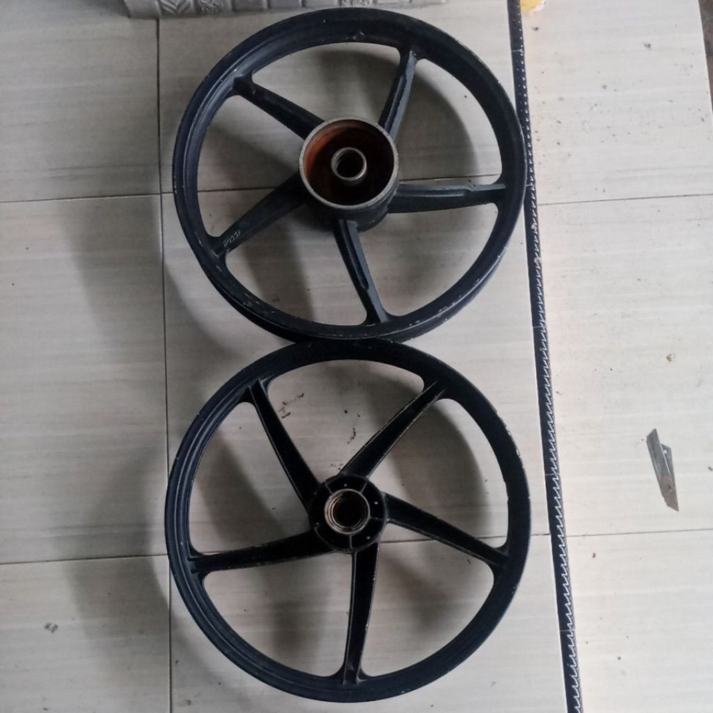 pelek velg depan belakang honda Supra x lama variasi motor