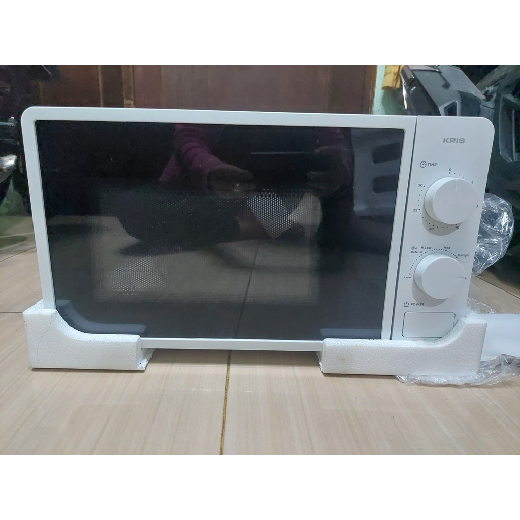 Microwave KRIS 20L