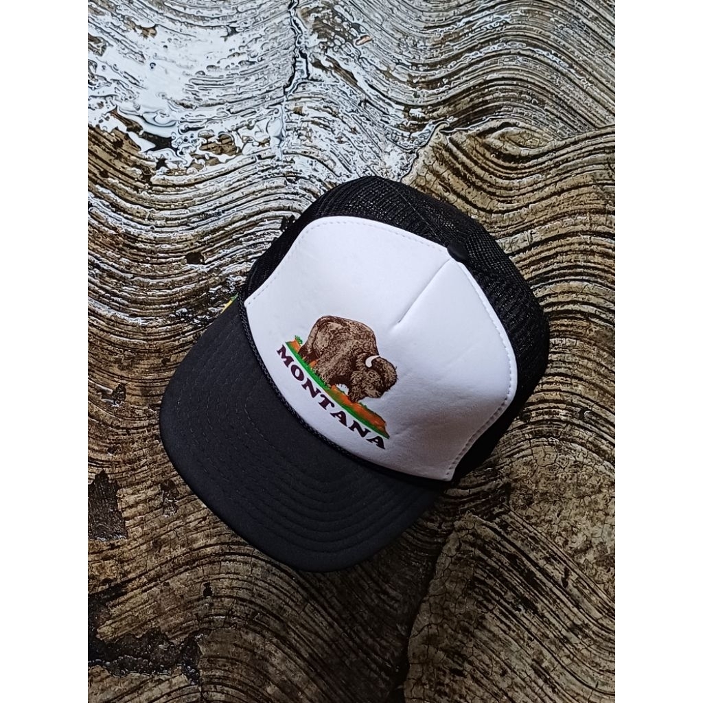 topi trucker ropehat MONTANA vintage second