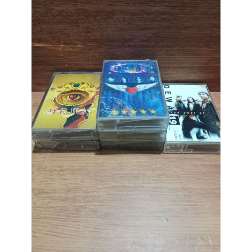 kaset pita Dewa 19