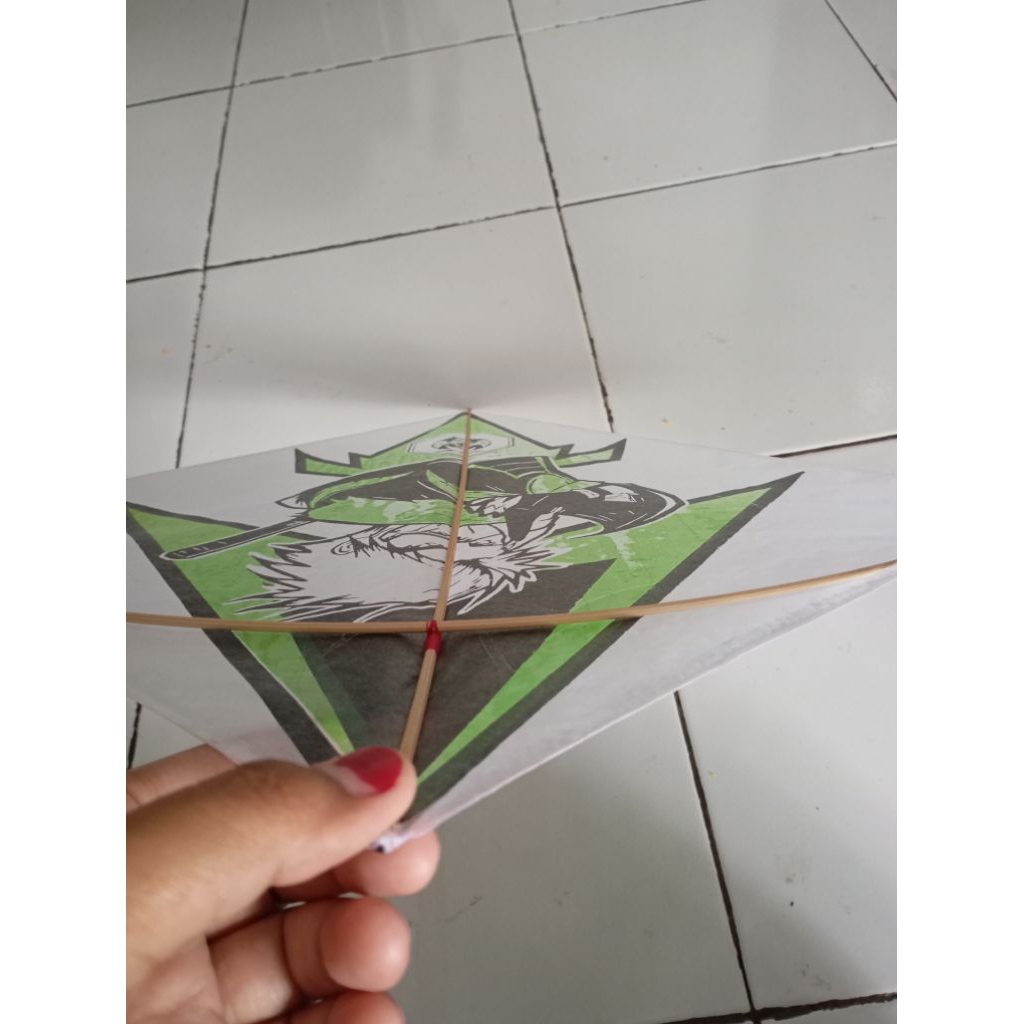 layangan aduan sukoi super apus lilit 1