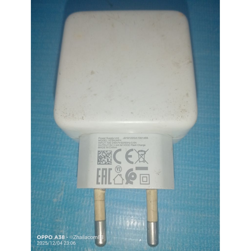 kepala charger oppo F11 vooc 20 watt