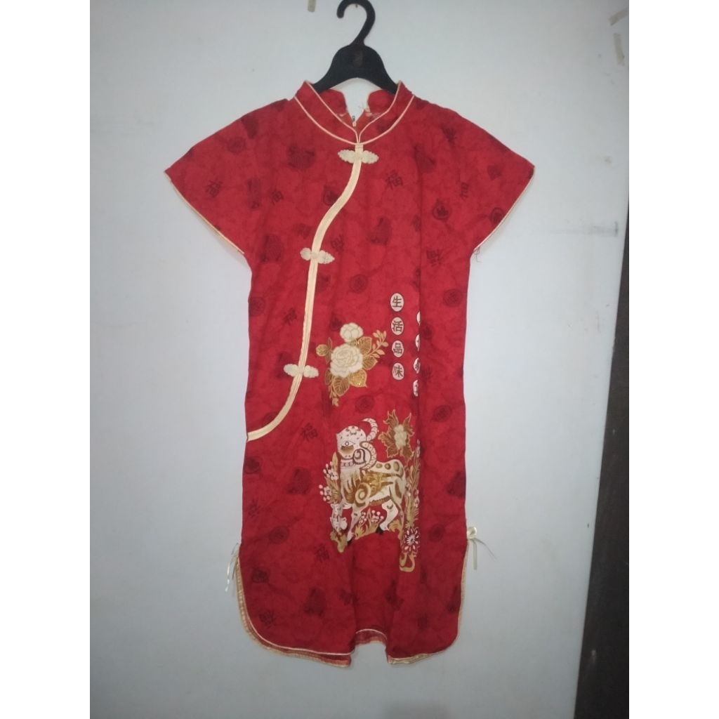 Dress cheongsam wanita dewasa - Preloved