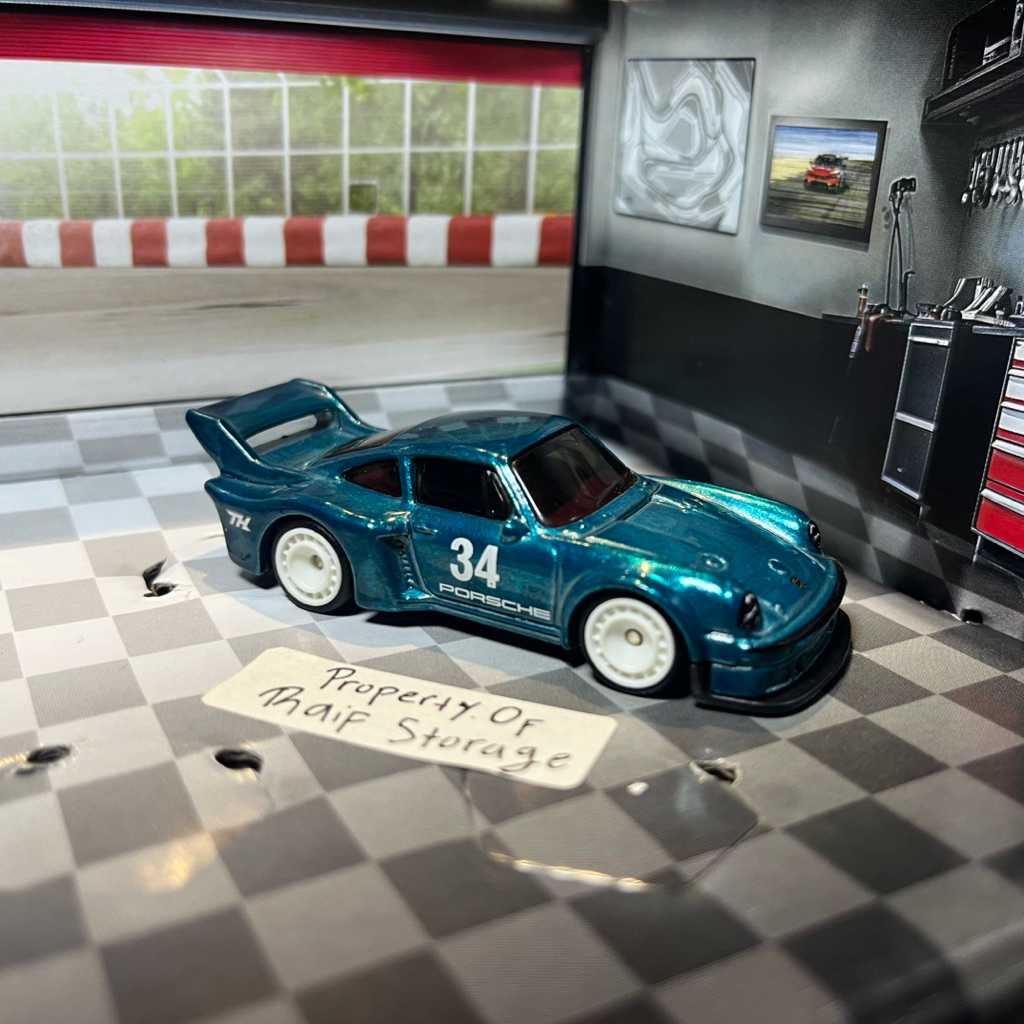 Hot Wheels Porsche 934.5 Tosca Super Treasure Hunt (STH) Loose