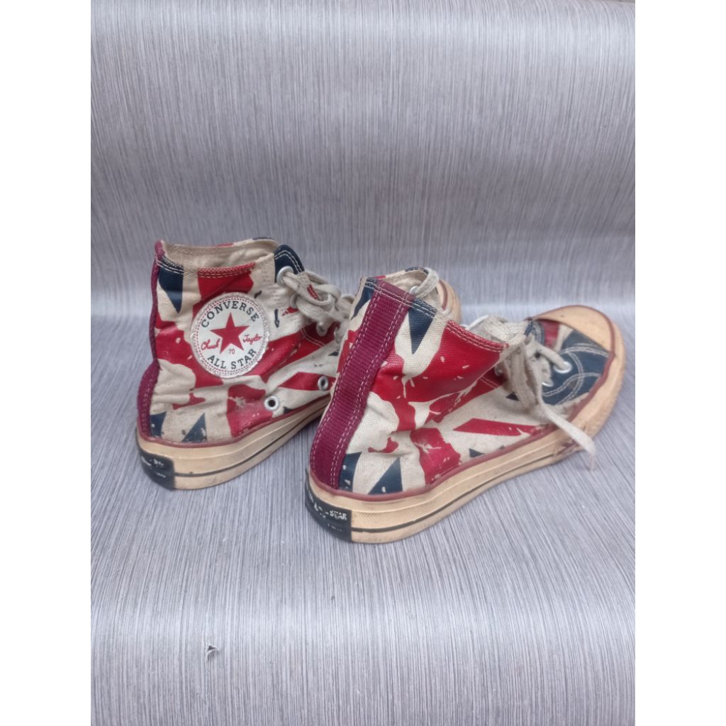 sepatu Converse union Jack