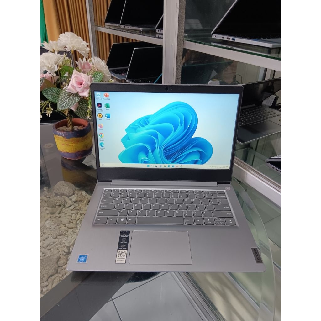 Laptop Lenovo Ideapad Slim 3