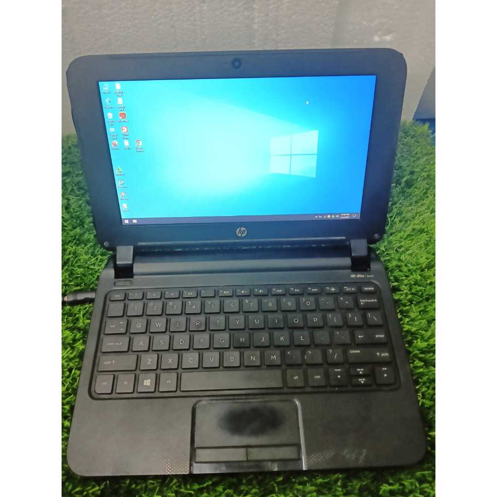 laptop HP pavilion 10 notebook pc (tanpa charger) windows 10