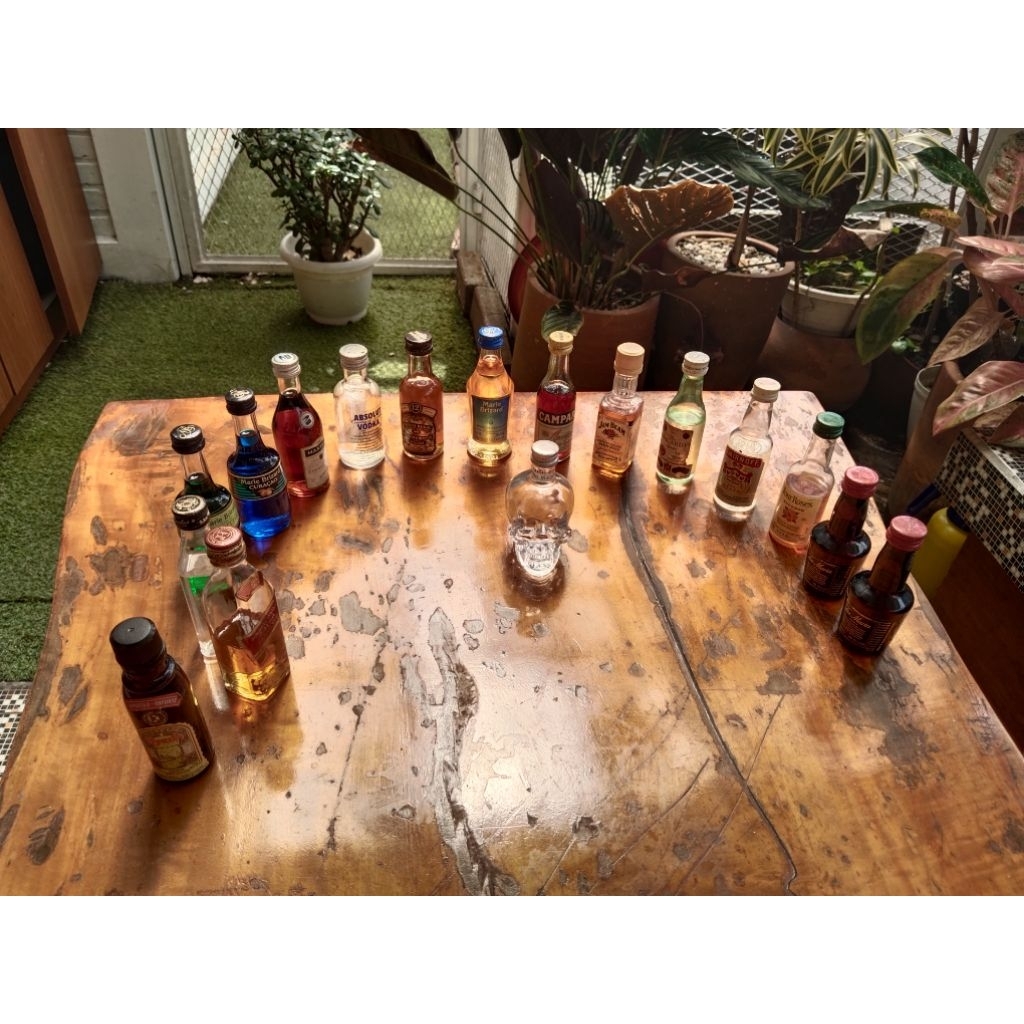 botol minuman mini pajangan antik